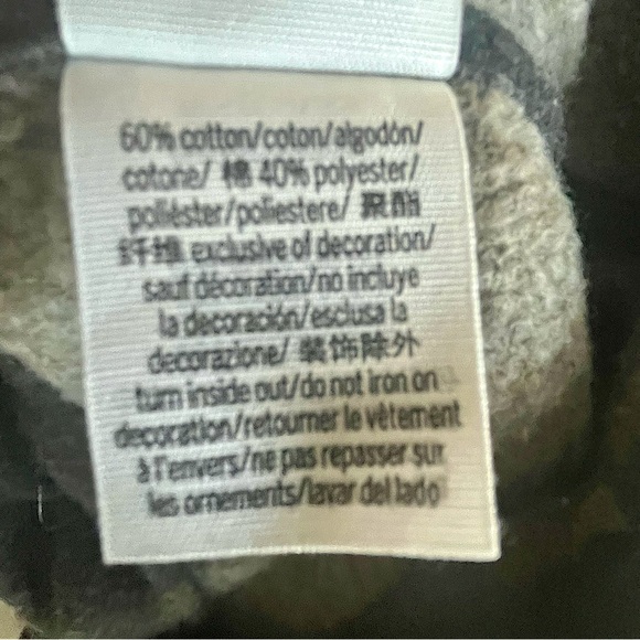 Victoria’s Secret Pink Camouflage Zip-Up Hooded Sweatshirt Jacket - Picture 12 of 15